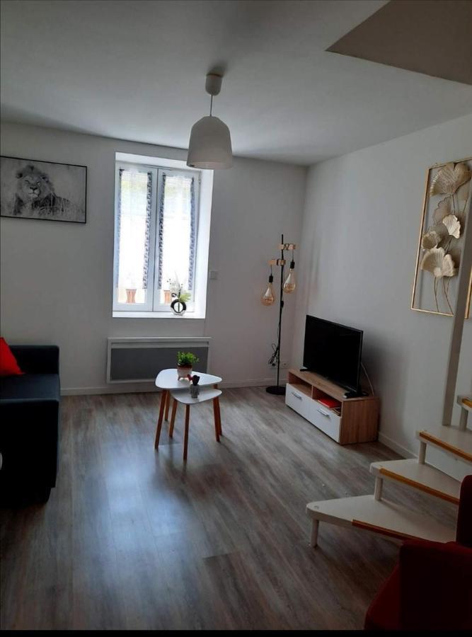 Charmant Logis En Duplex เฌราร์แมร์ ภายนอก รูปภาพ